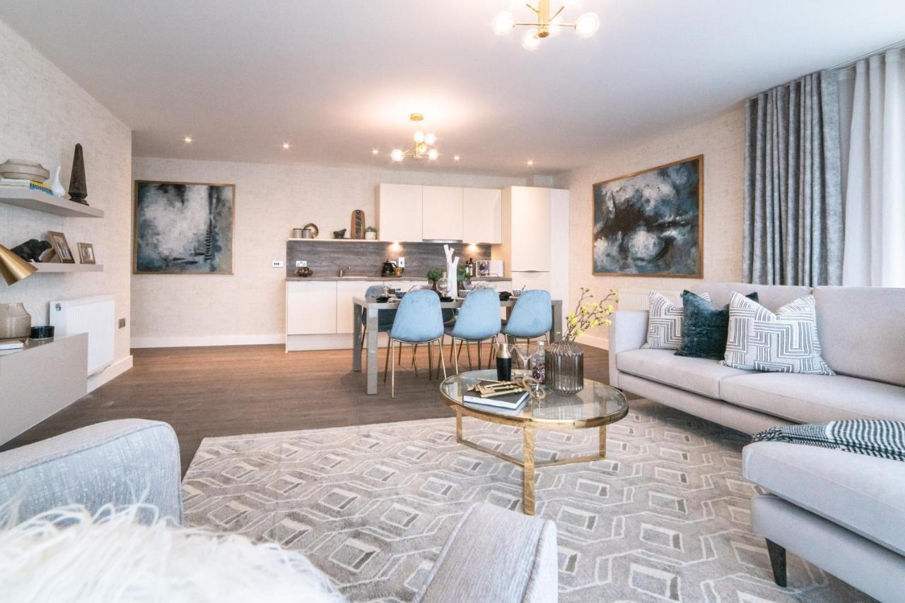 Seven Living Ashford - Modern And Spacious Apartments Esterno foto