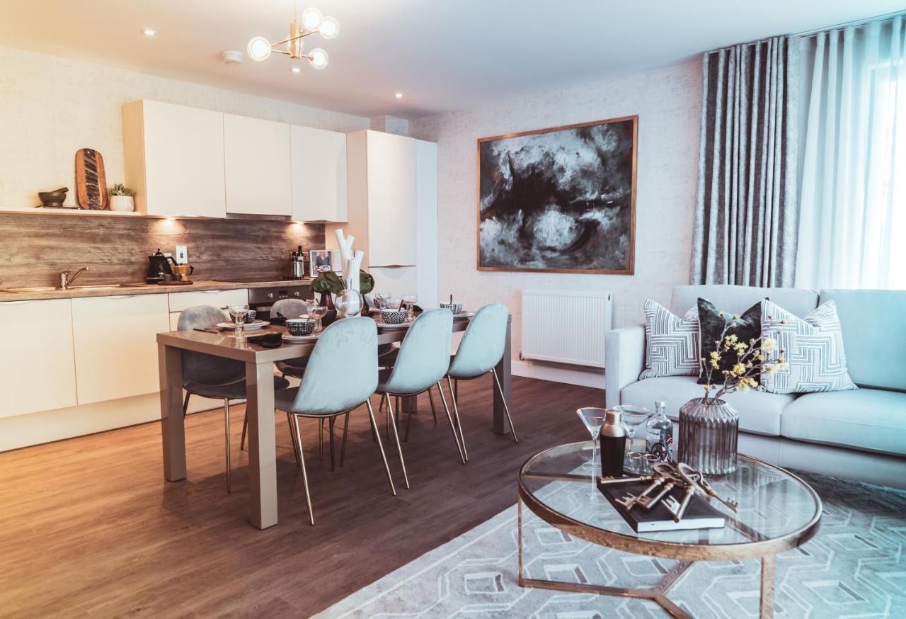 Seven Living Ashford - Modern And Spacious Apartments Esterno foto