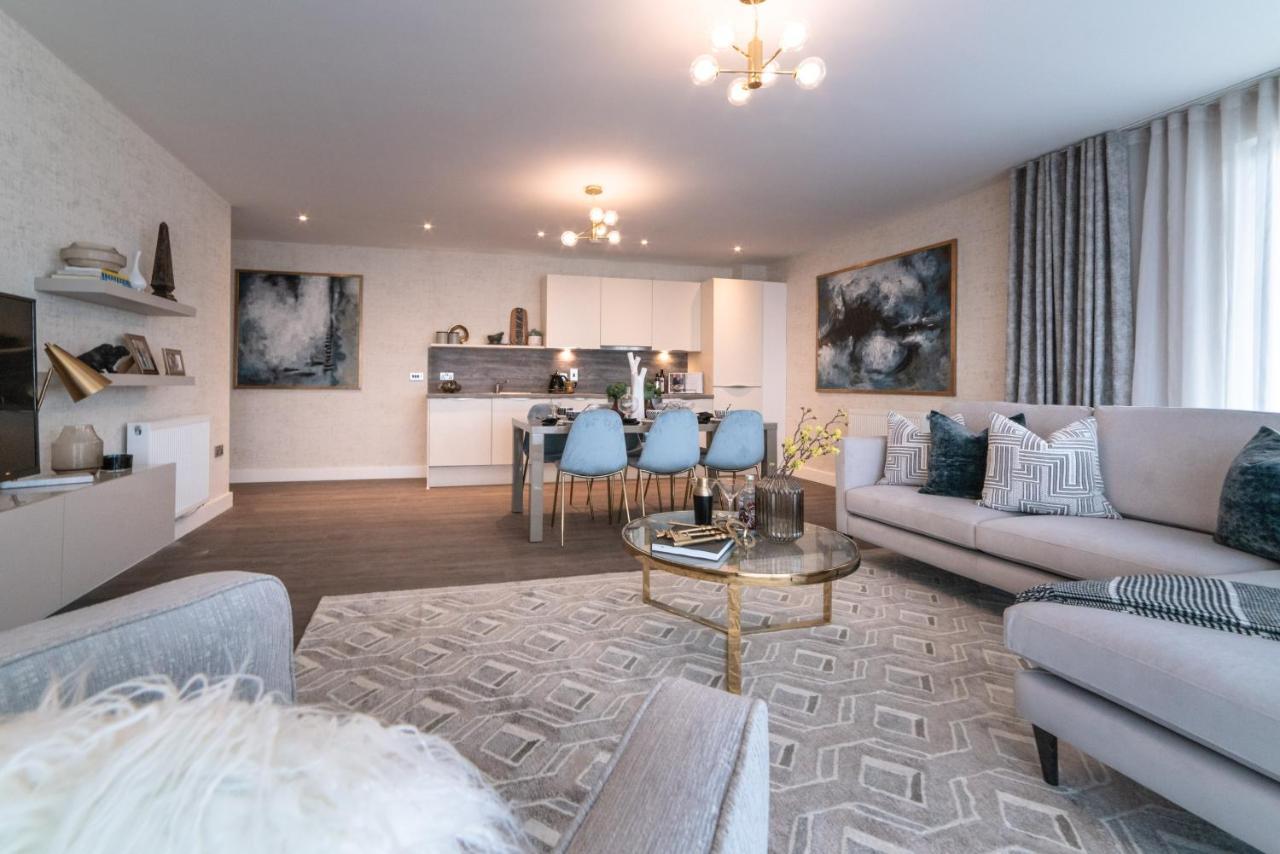 Seven Living Ashford - Modern And Spacious Apartments Esterno foto