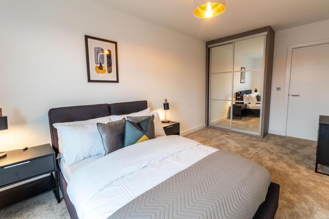 Seven Living Ashford - Modern And Spacious Apartments Esterno foto