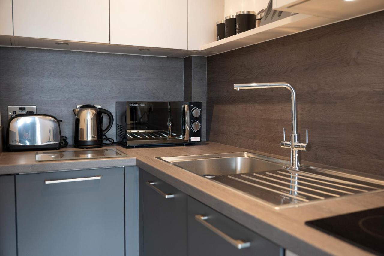 Seven Living Ashford - Modern And Spacious Apartments Esterno foto