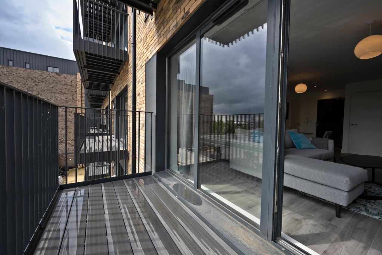 Seven Living Ashford - Modern And Spacious Apartments Esterno foto